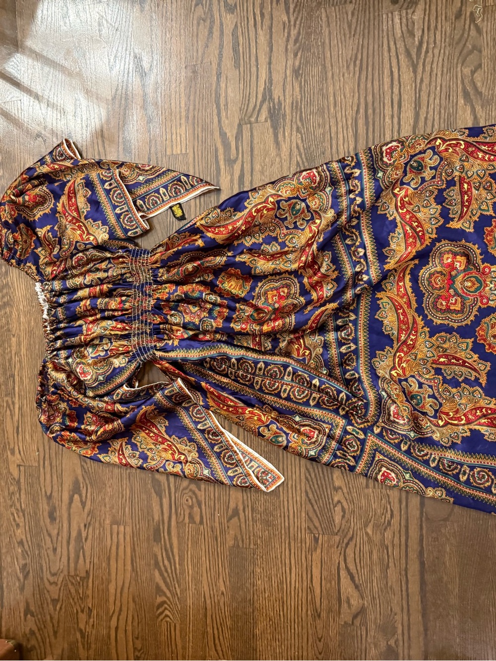 Dress - Picture 2 of 7